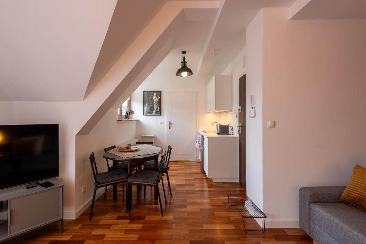 Apartment Zakatek *